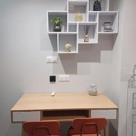 Plain-pied Acces Facile Ideal Sejour Tranquille Апартаменты *